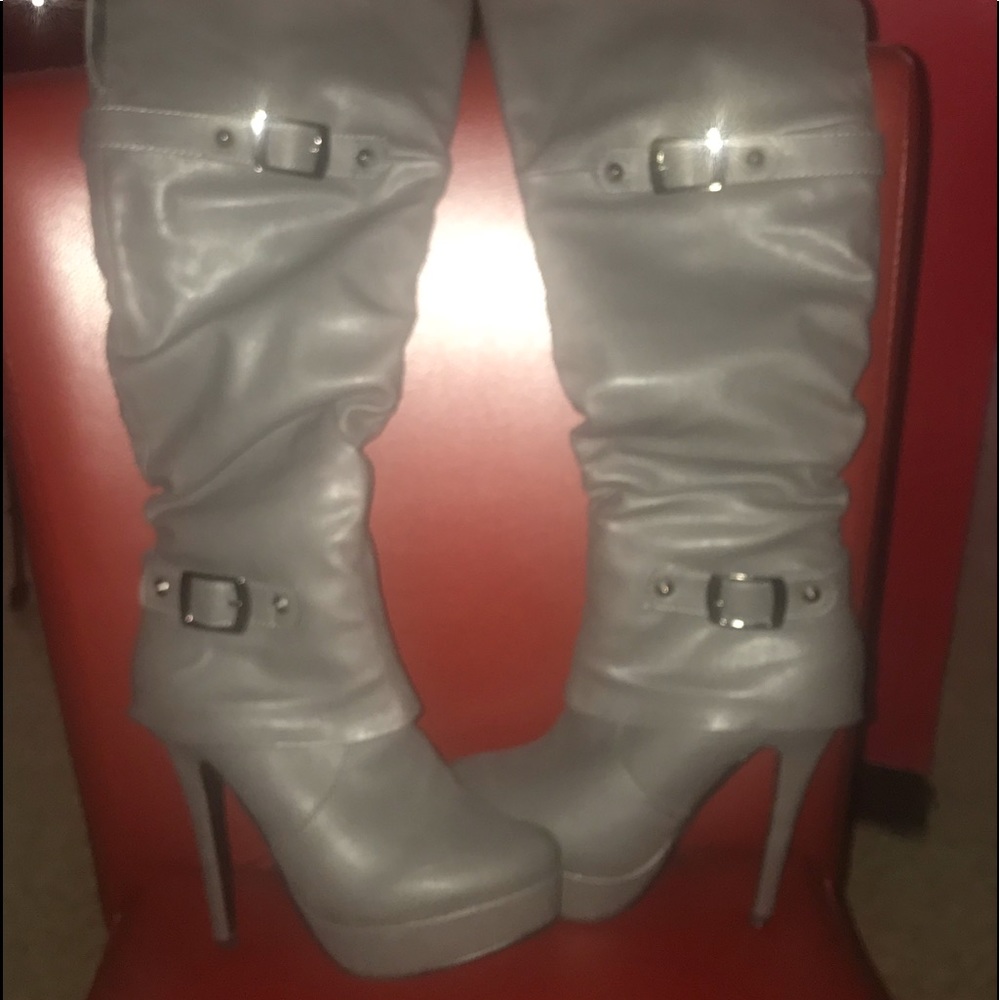 High heel boots